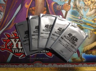 新品未開封】遊戯王 カオス・ネオス スリーブ 50枚入 【公式通販】